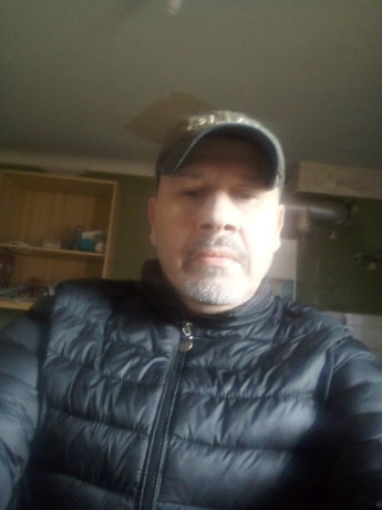 rebeu-rech-homme-tbm-a-sucer-bouffer-big-0